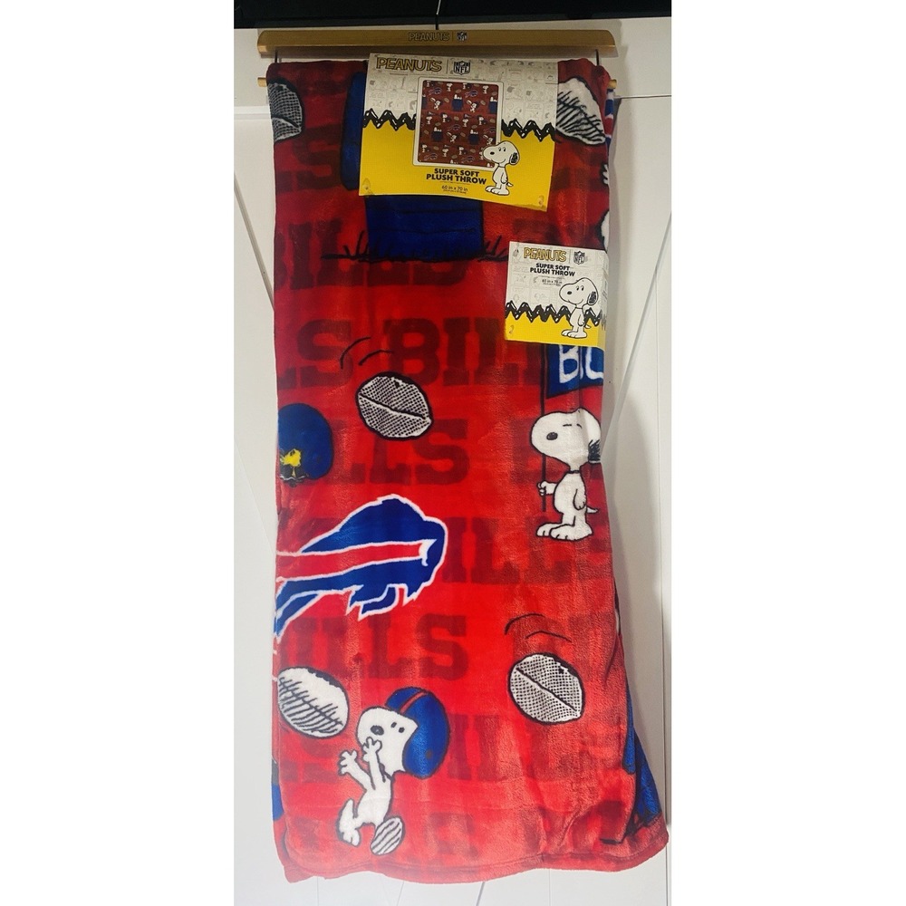 Peanuts Buffalo Bills NFL Super Soft Plush Throw Blanket 60 X 70 NWT Red Snoopy